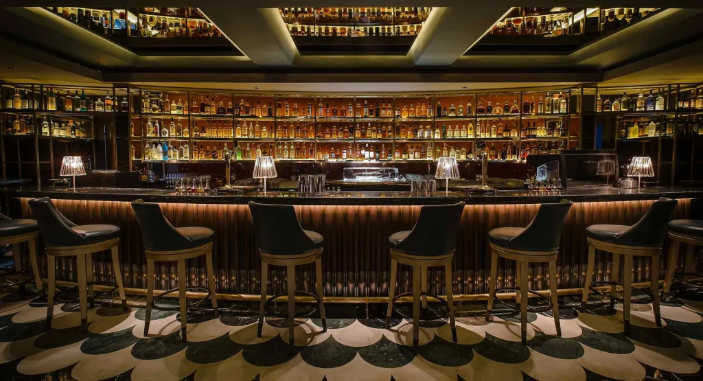 manhattan cocktail bar singapore