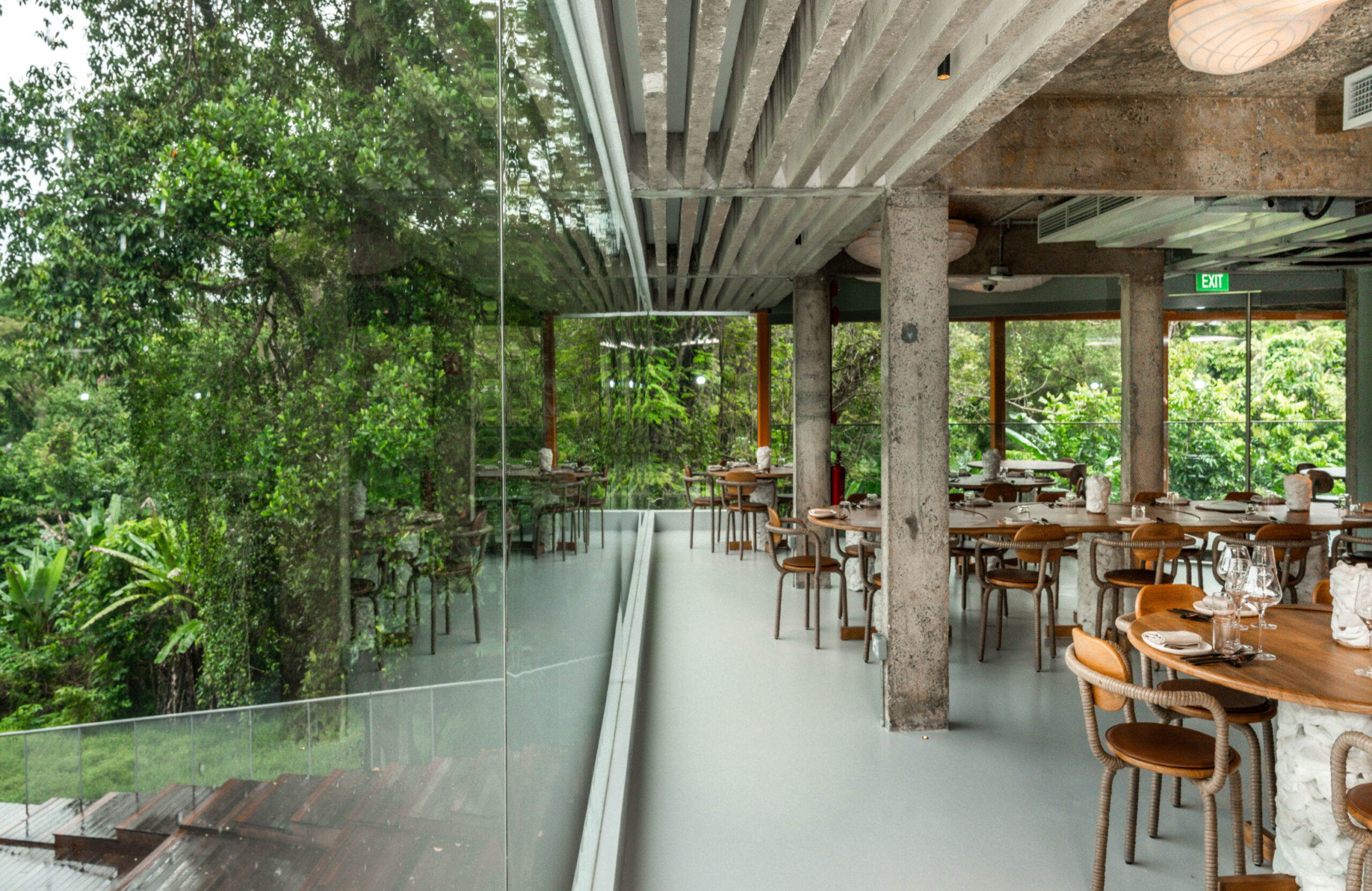 air cccc restaurant